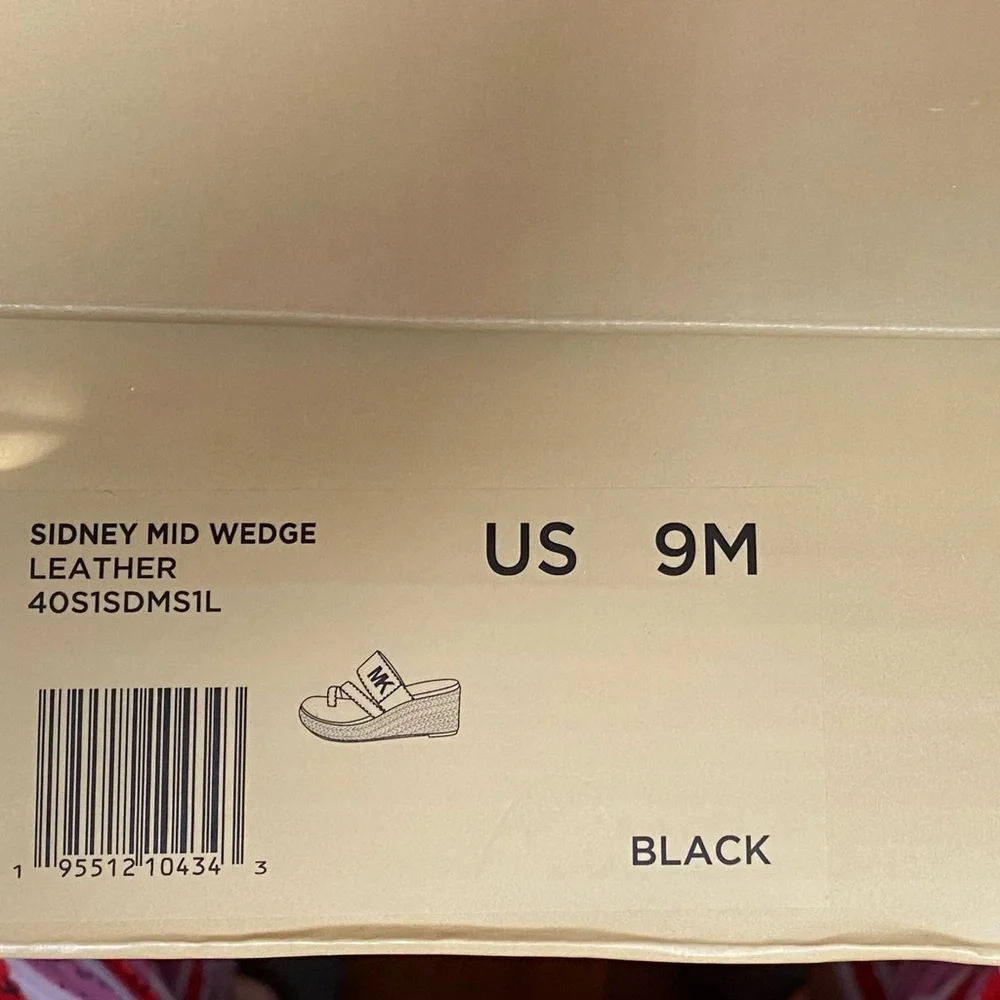 Michael Kors Sidney mid wedge NWT BLACK size 9 - Picture 5 of 5